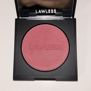 Lawless Talc Free Make Me Blush in shade “Indian Summer”